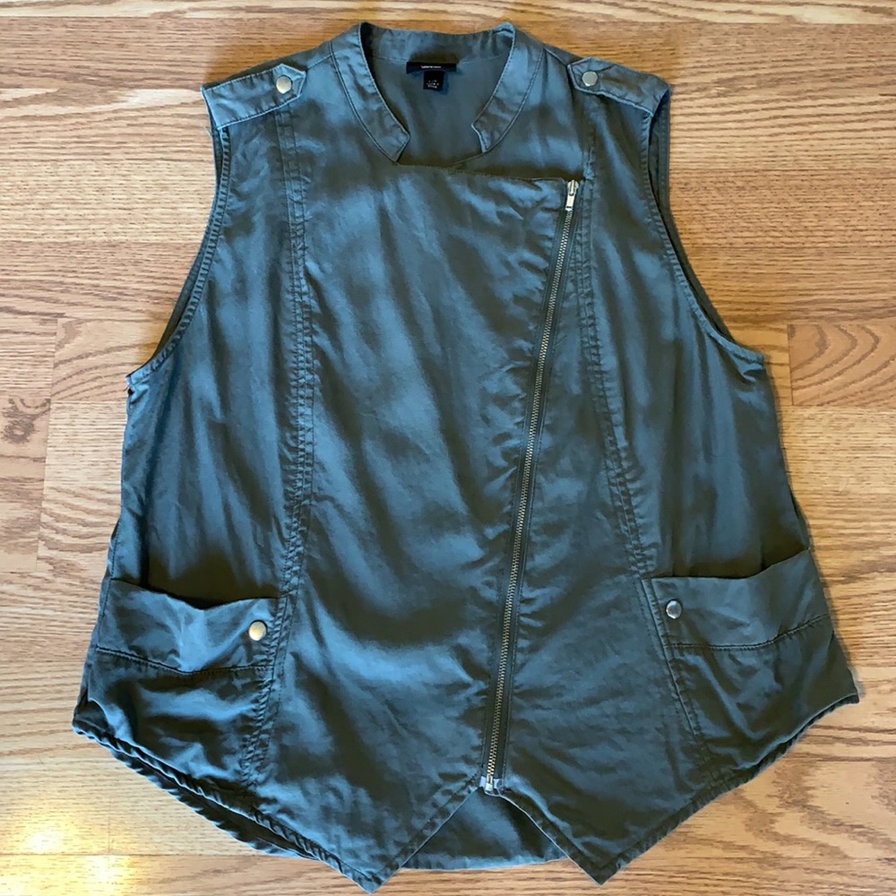Women’s vest